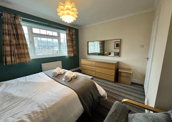 Cozy 3 Bedroom House, Greenwich, London