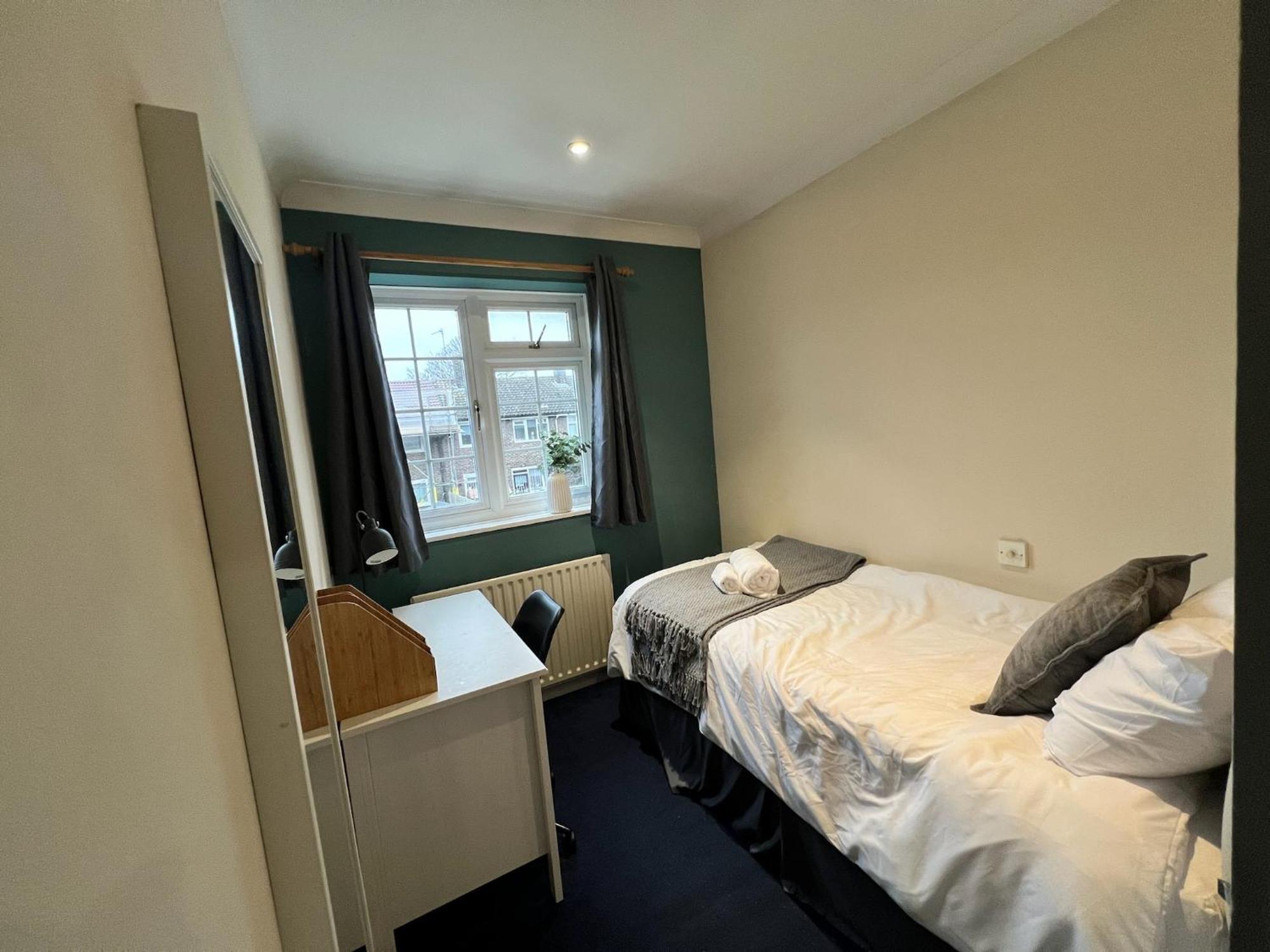 Cozy 3 Bedroom House, Greenwich, London Abbey Wood