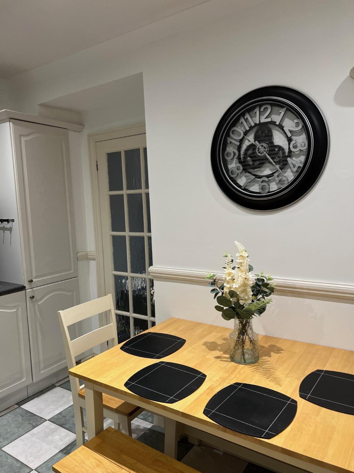 Cozy 3 Bedroom House, Greenwich, London Apartment Abbey Wood